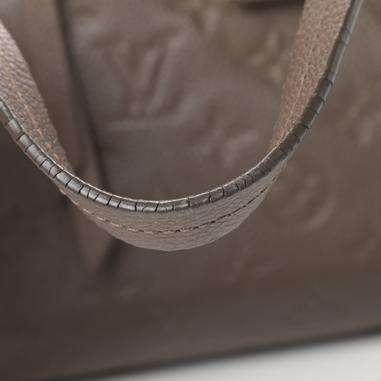 Louis Vuitton Empreinte Lumineuse PM Ombre 15 of 17