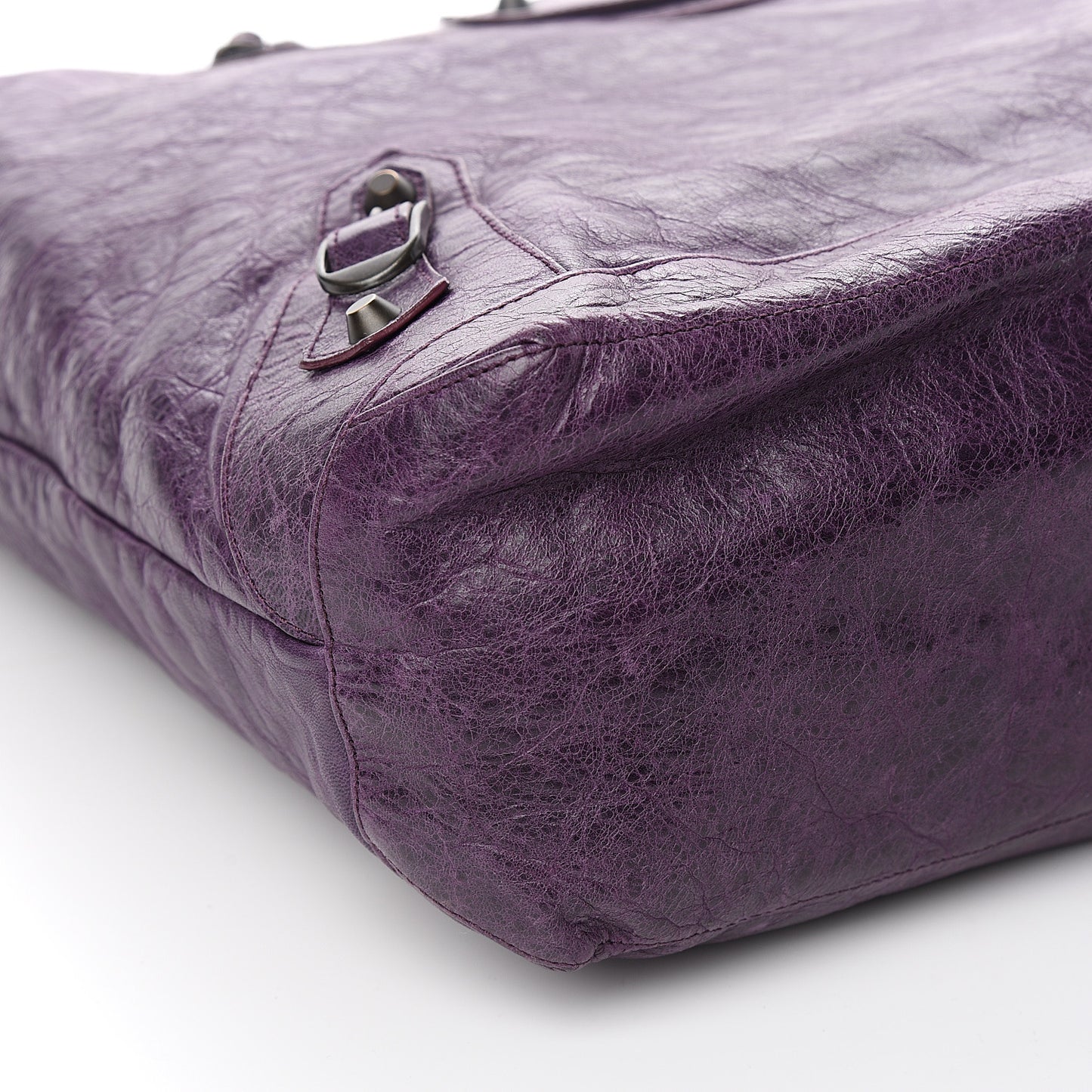 Agneau Classic Hardware Day Hobo Raisin