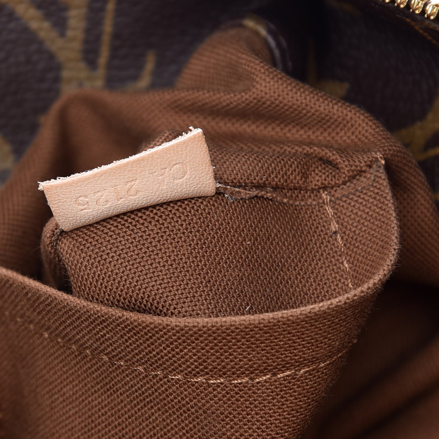Monogram Sully MM