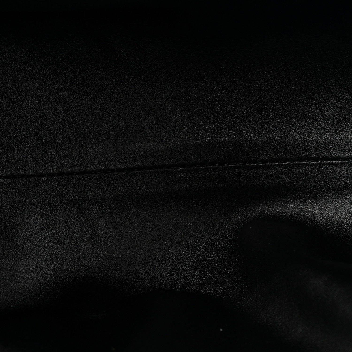 Bottega Veneta Smooth Butter Calf The Pouch Oversized Clutch Black 5 of 10
