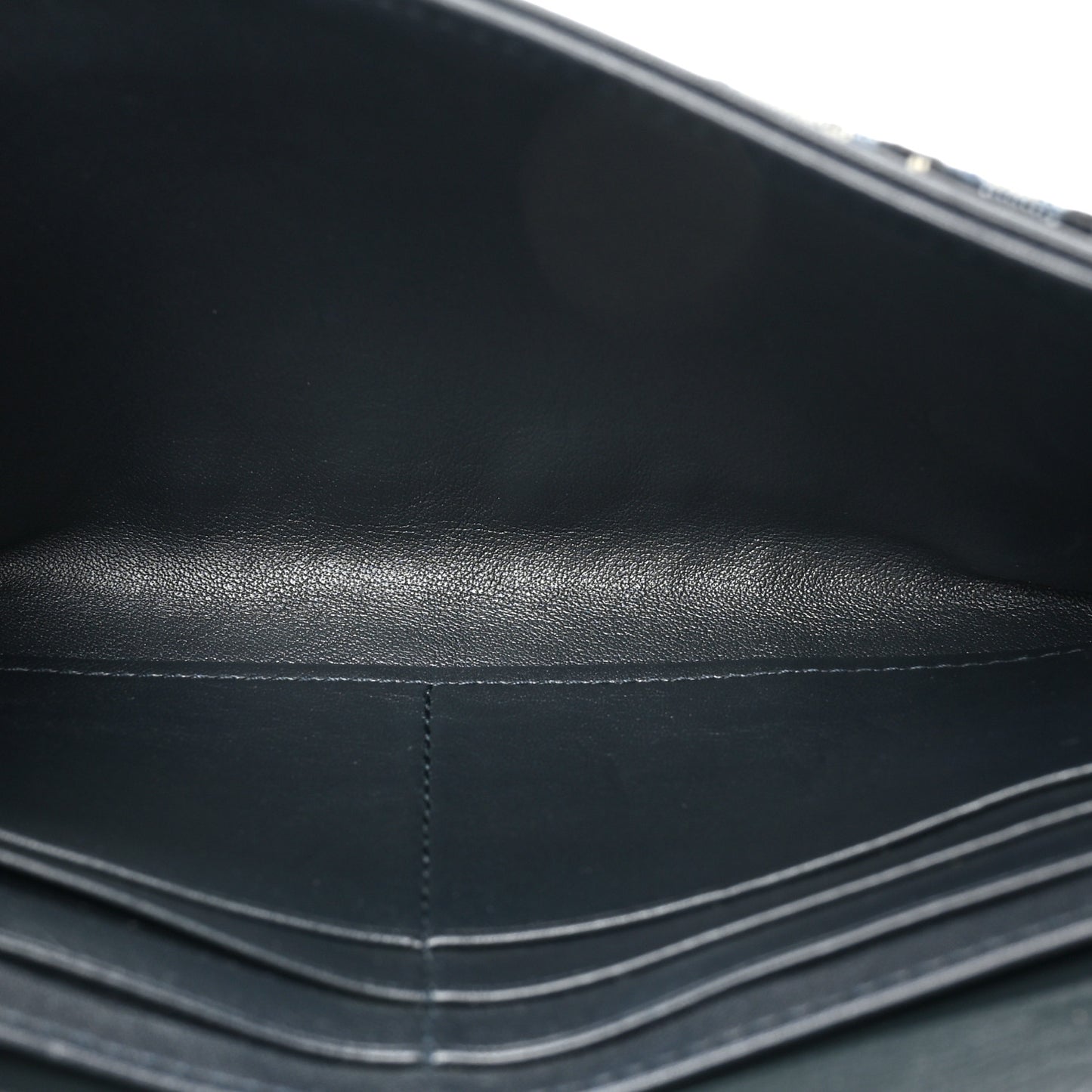 Oblique Saddle Chain Long Wallet Blue