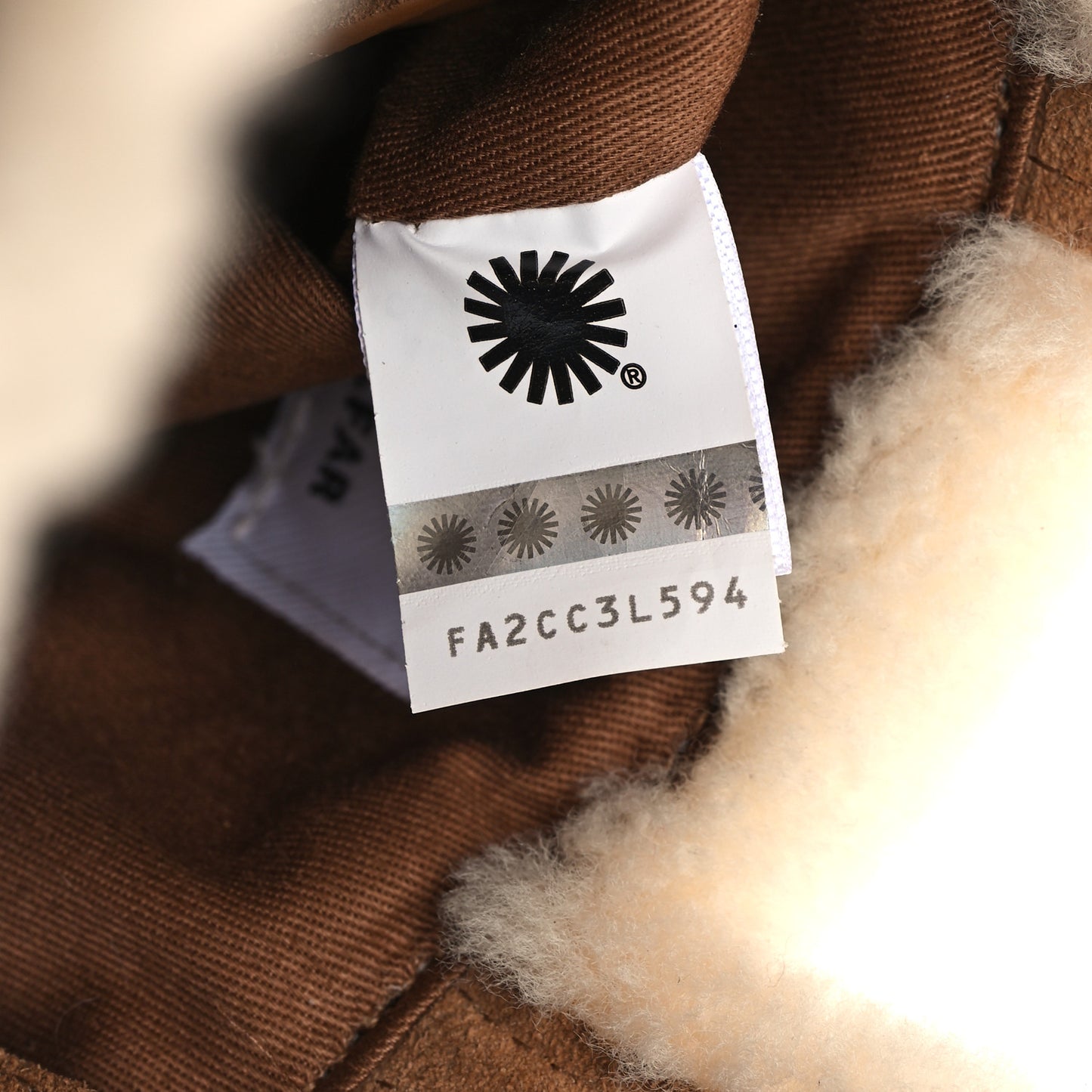 X UGG Suede shearling Small Shopping Bag Chestnut