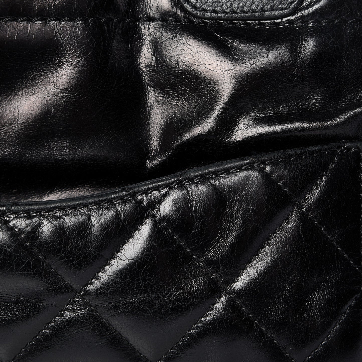 Glazed Calfskin Large Deauville Tote Black