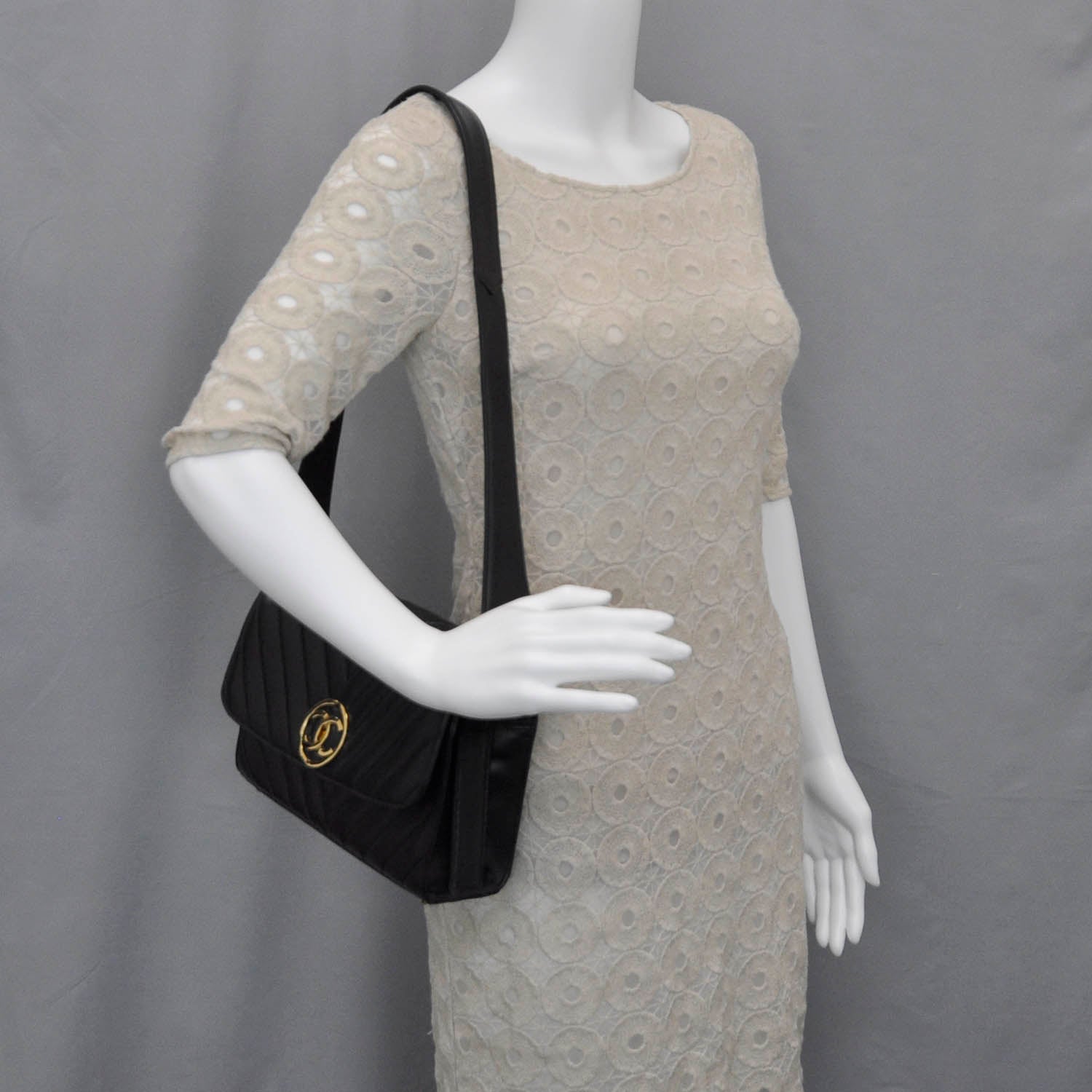Chanel Lambskin Chevron Flap Bag Black 2 of 12