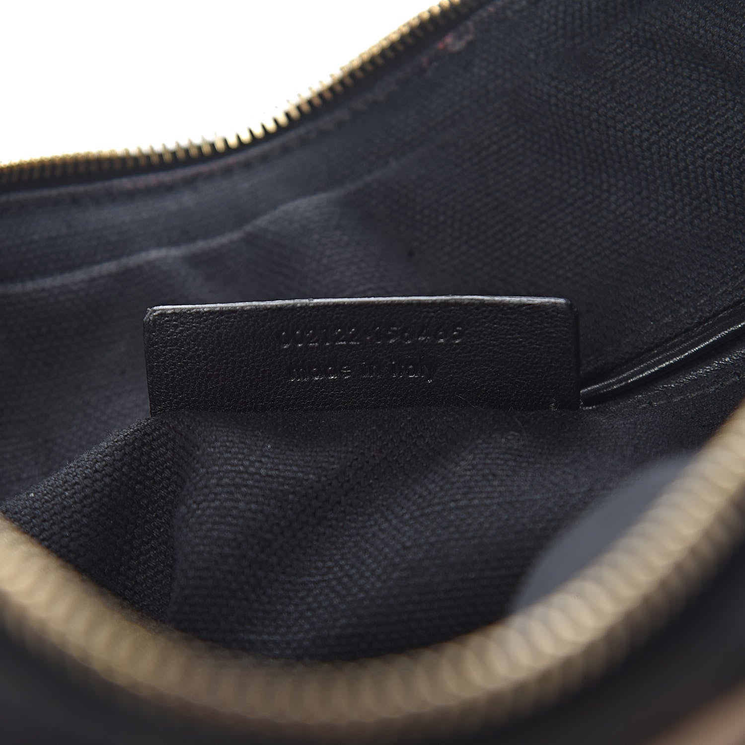 Saint Laurent Linen Medium Muse 9 of 13