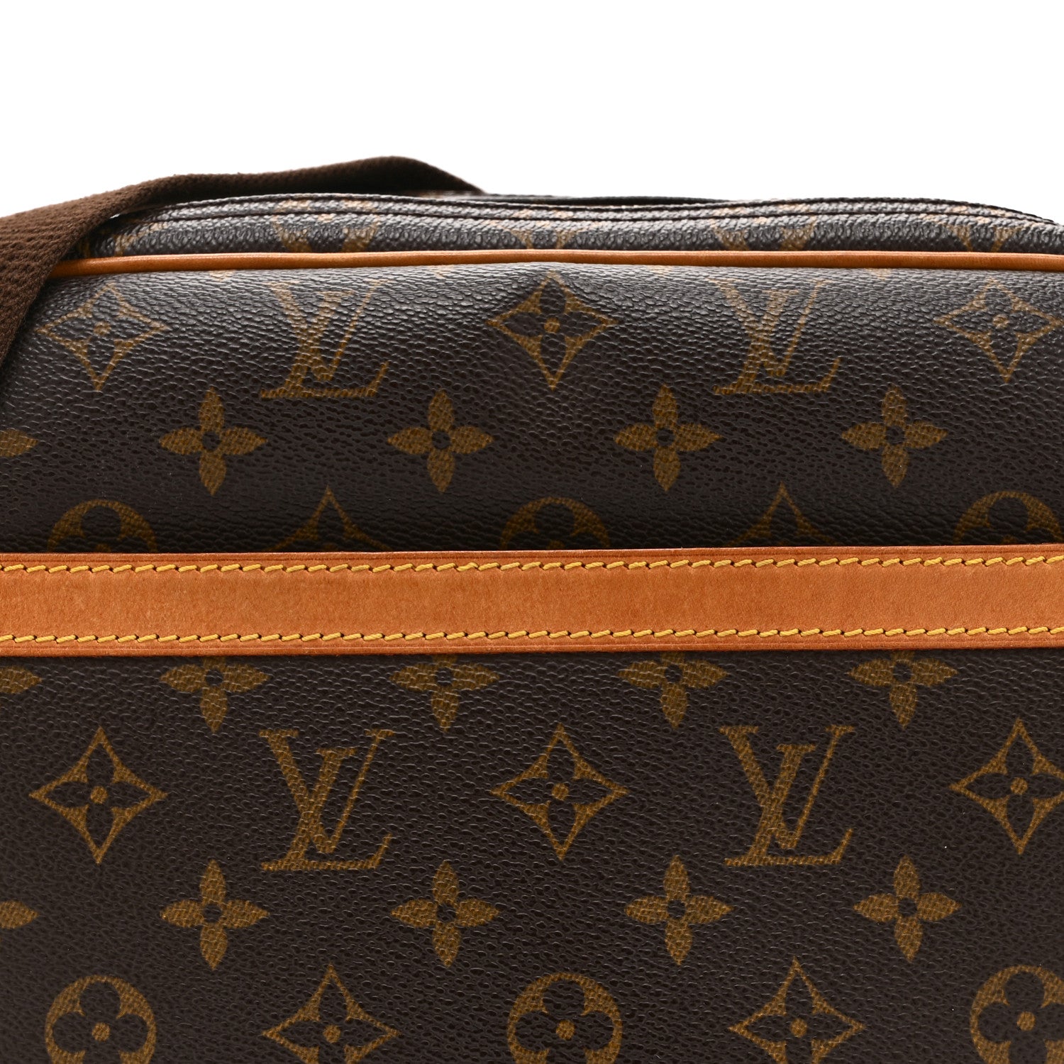 Louis Vuitton Monogram Reporter PM 9 of 11