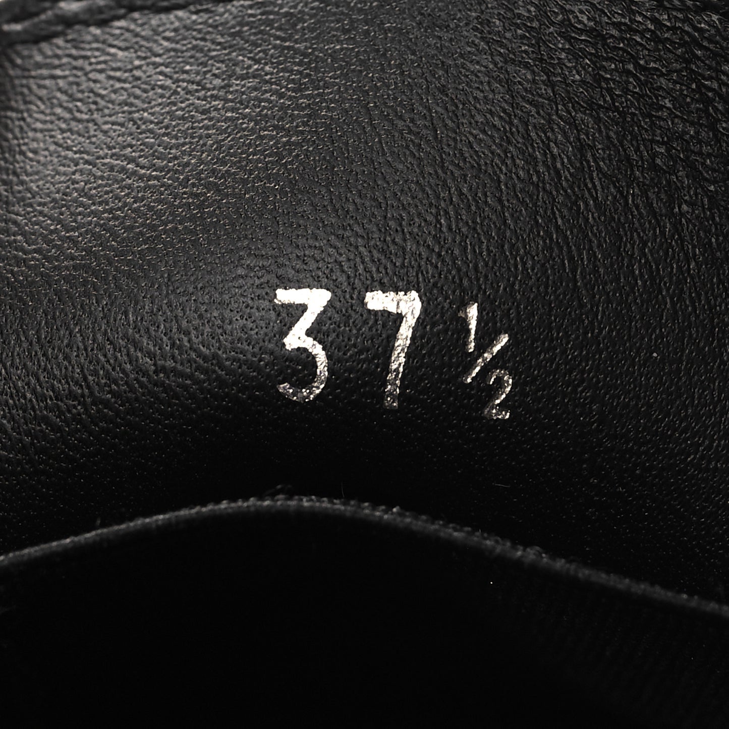 Spazzolato Metal Triangle Logo Pointy 50mm Loafers 37.5 Black