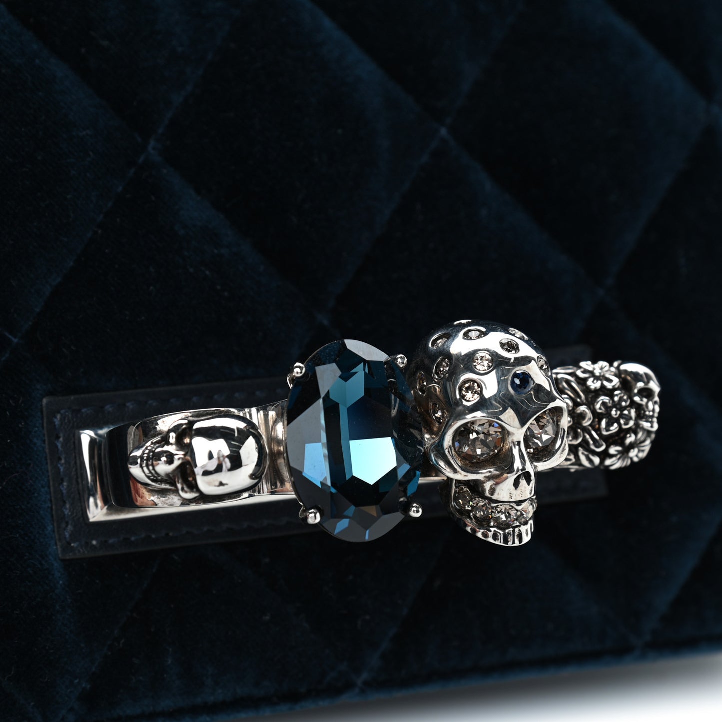 Velvet Quilted Knuckle Duster Shoulder Bag Oltremare Night Blue