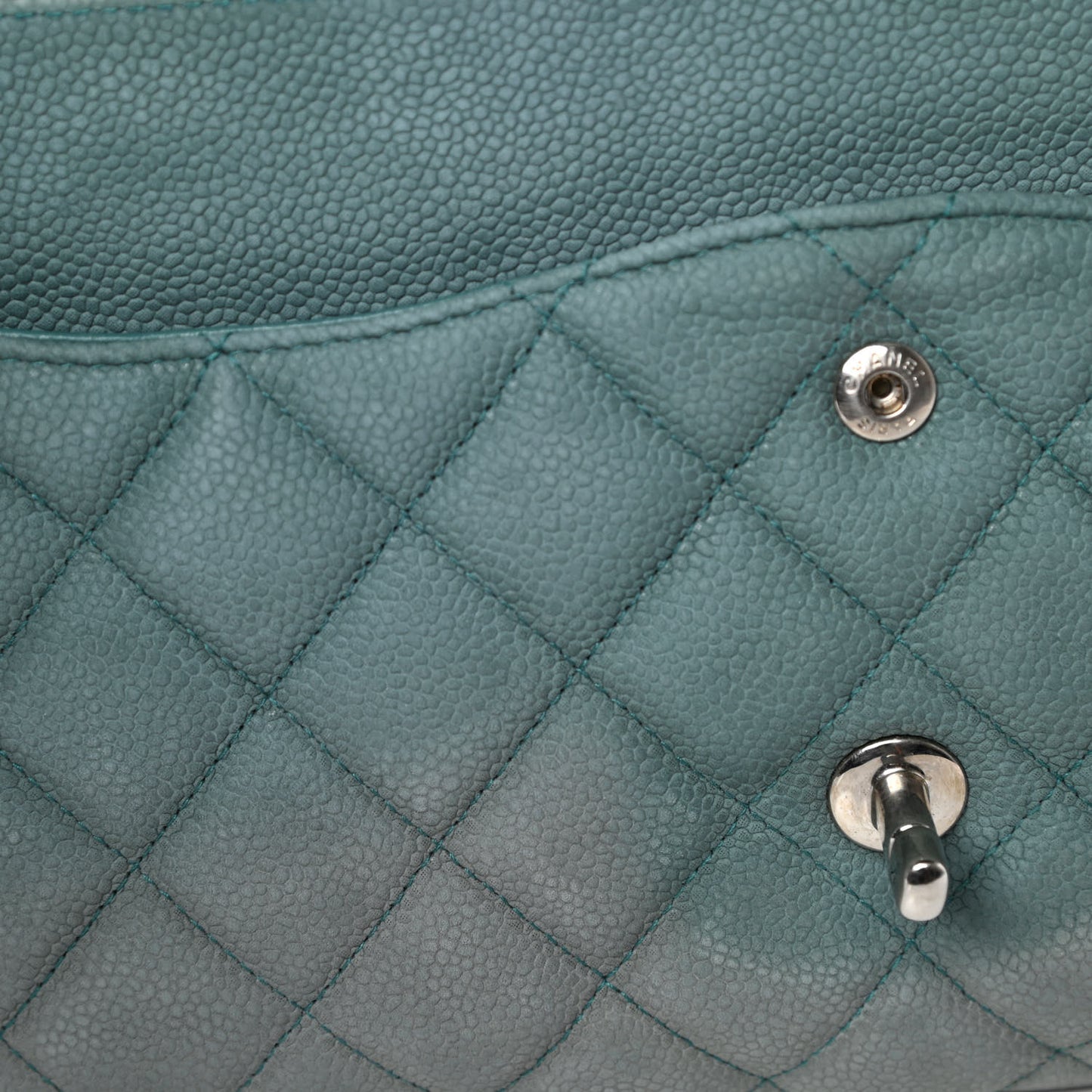 Iridescent Caviar Quilted Jumbo Double Flap Turquoise