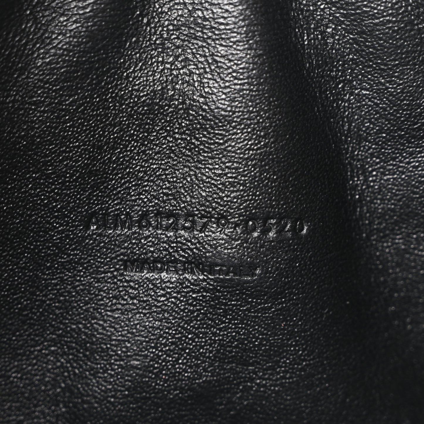 Grain De Poudre Matelasse Monochrome Monogram Mini Lou Camera Bag Black