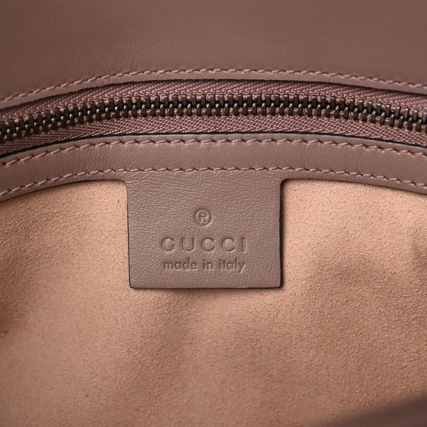 Calfskin Matelasse Small GG Marmont Shoulder Bag Porcelain Rose