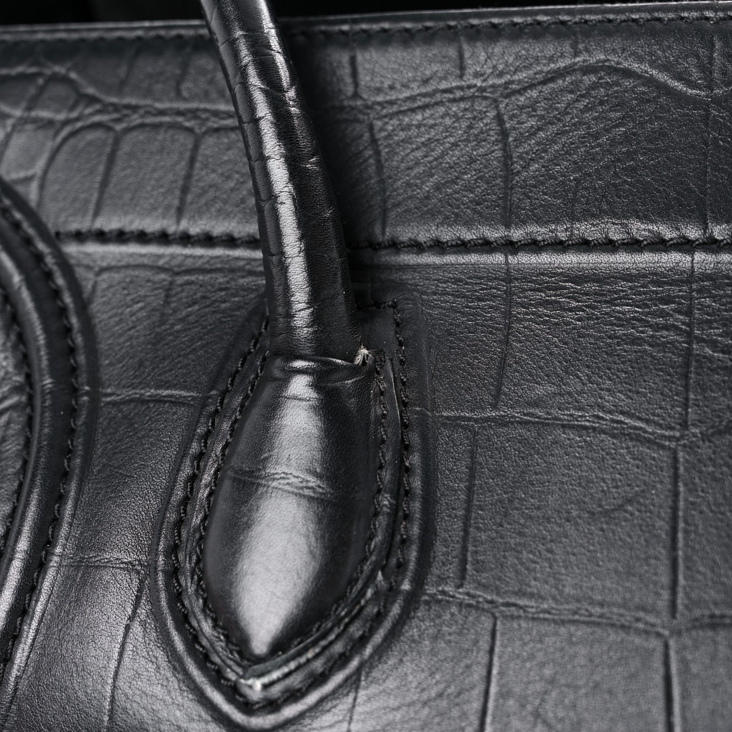 Crocodile Embossed Calfskin Large Phantom Luggage Black