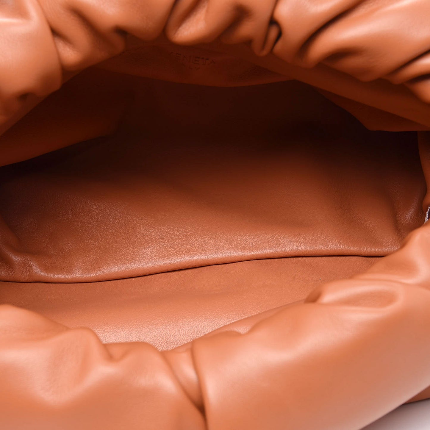 Calfskin The Pouch Chain Clay