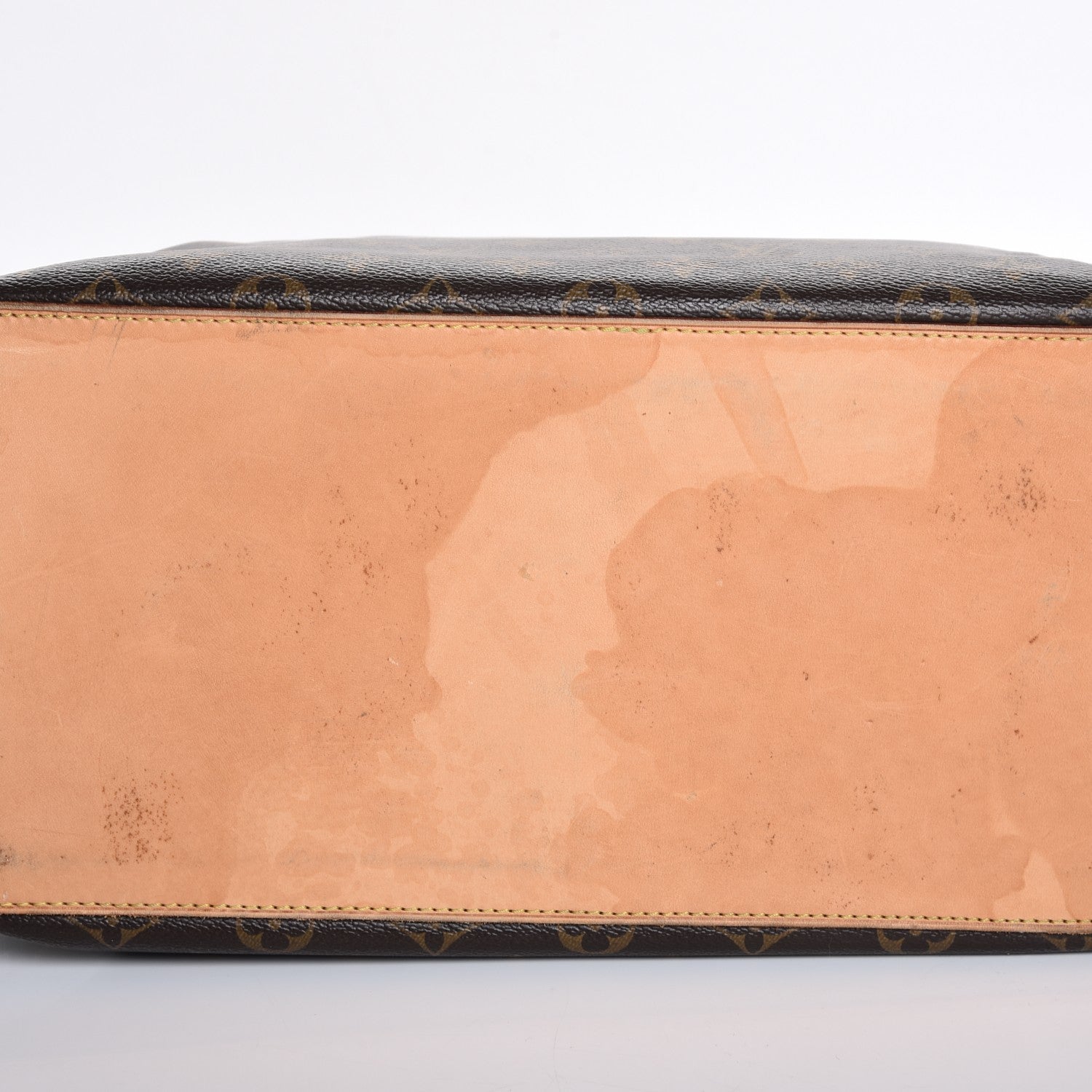 Louis Vuitton Monogram Cabas Mezzo 17 of 18