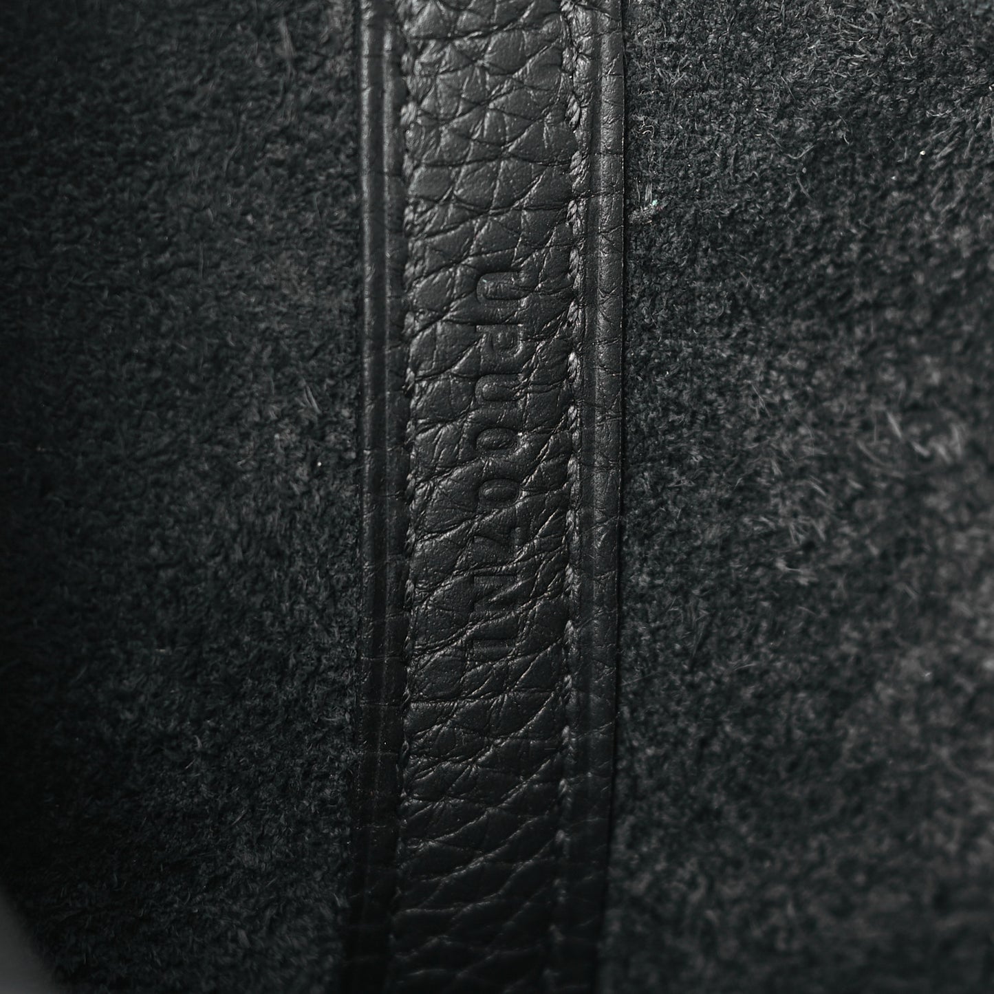 Taurillon Clemence Monochrome Picotin Lock 18 PM Black