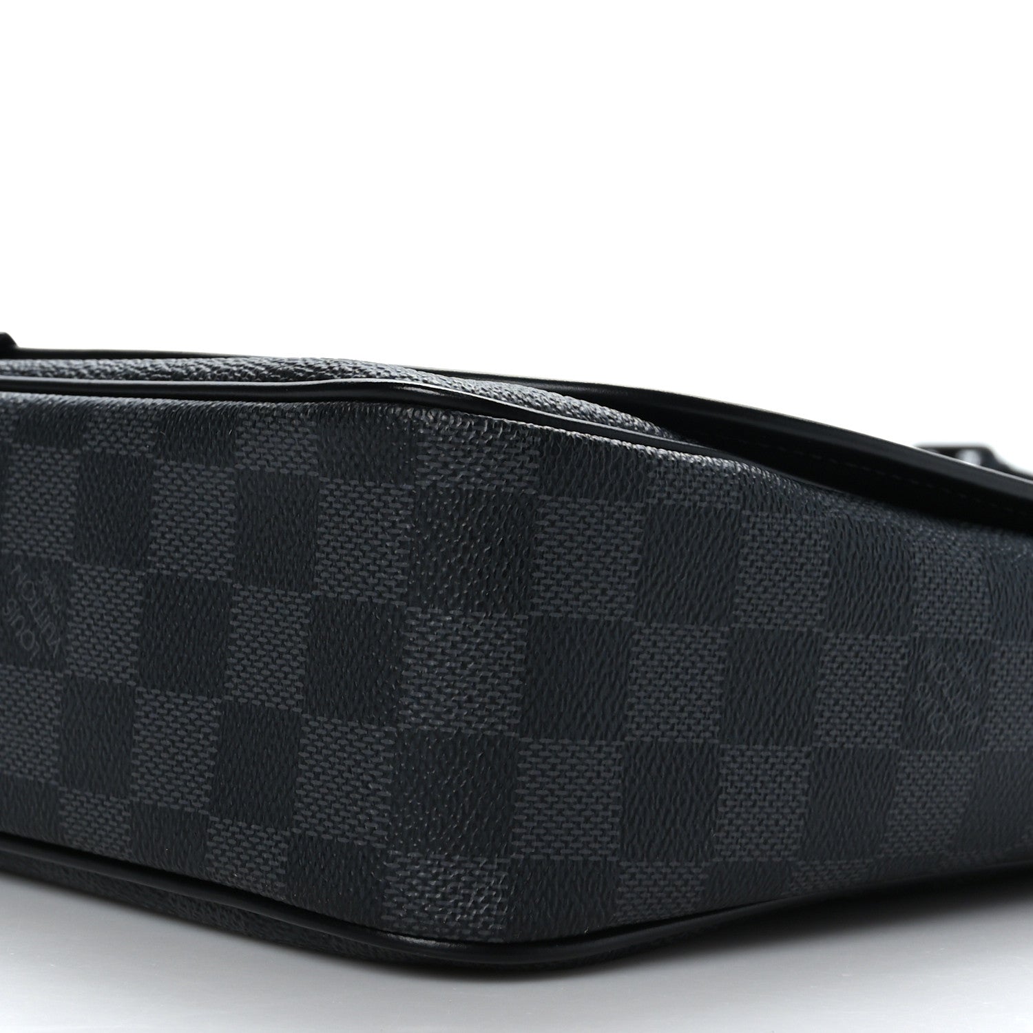 Louis Vuitton Damier Graphite Daniel MM 8 of 8