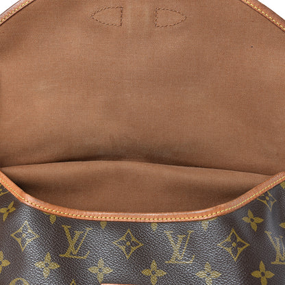 Louis Vuitton Monogram Saumur 30 11 of 29