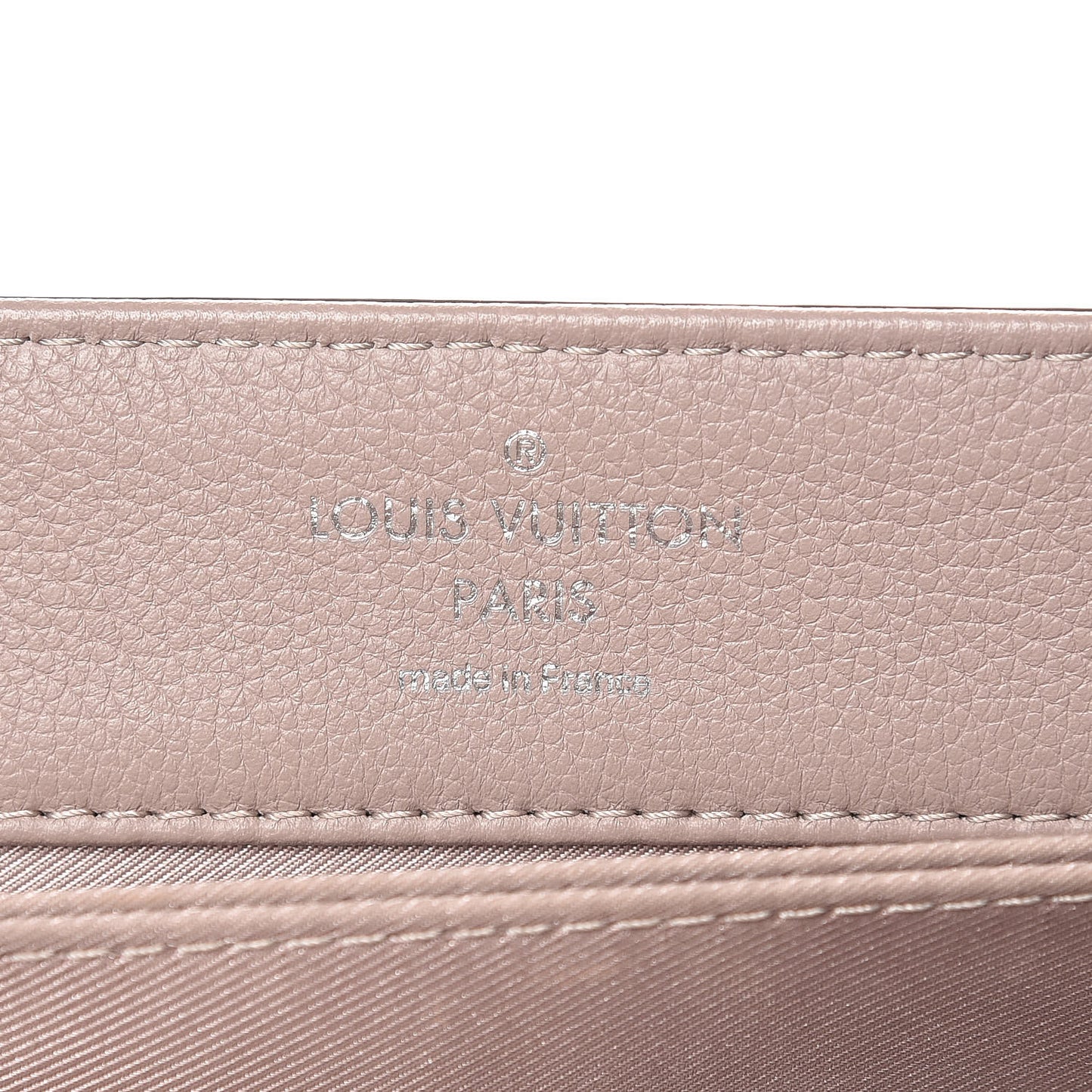 Soft Calfskin LockMe II Top Handle Mastic
