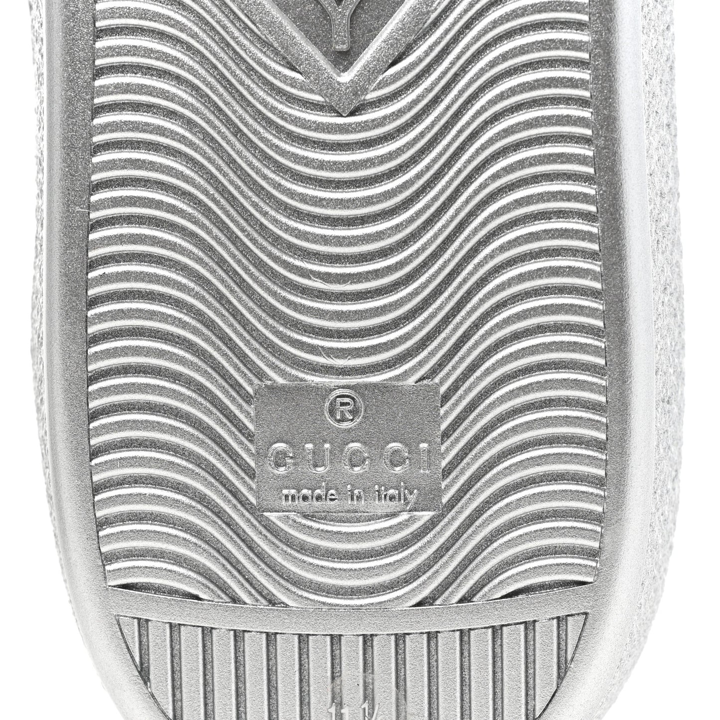 Metallic Nappa Interlocking G Perforated Mens Ace Sneakers 11.5 Argento