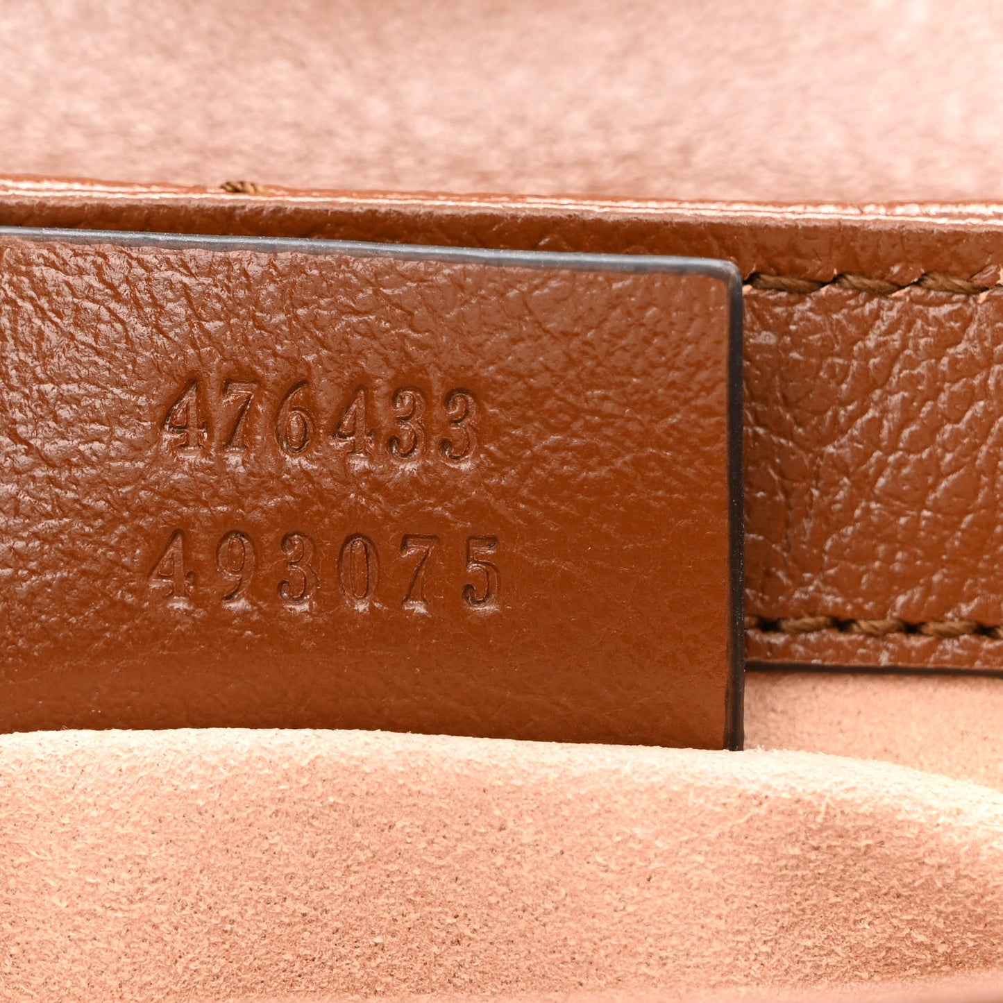 Azalea Calfskin Matelasse Diagonal Super Mini GG Marmont Shoulder Bag Cuir