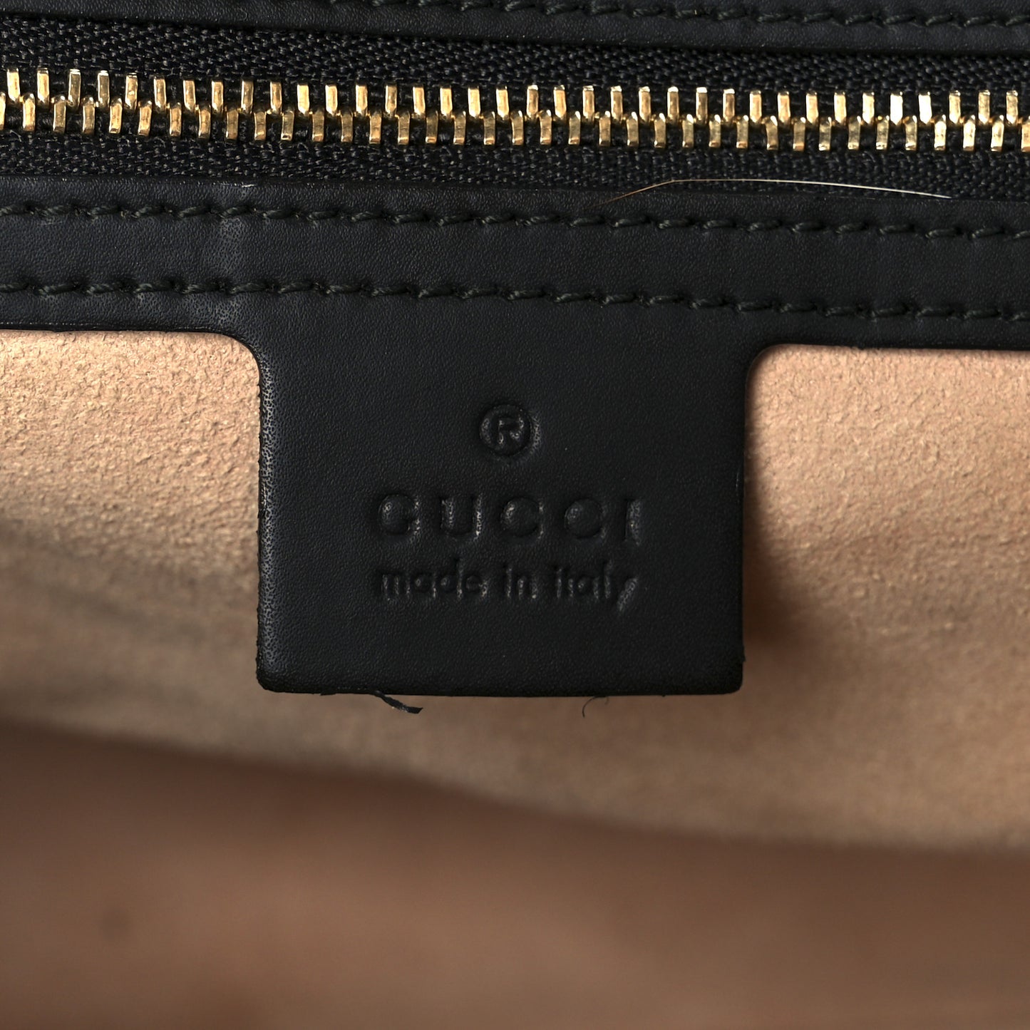 Soft GG Supreme Monogram Bees Small Crossbody Tote Beige Oro Black