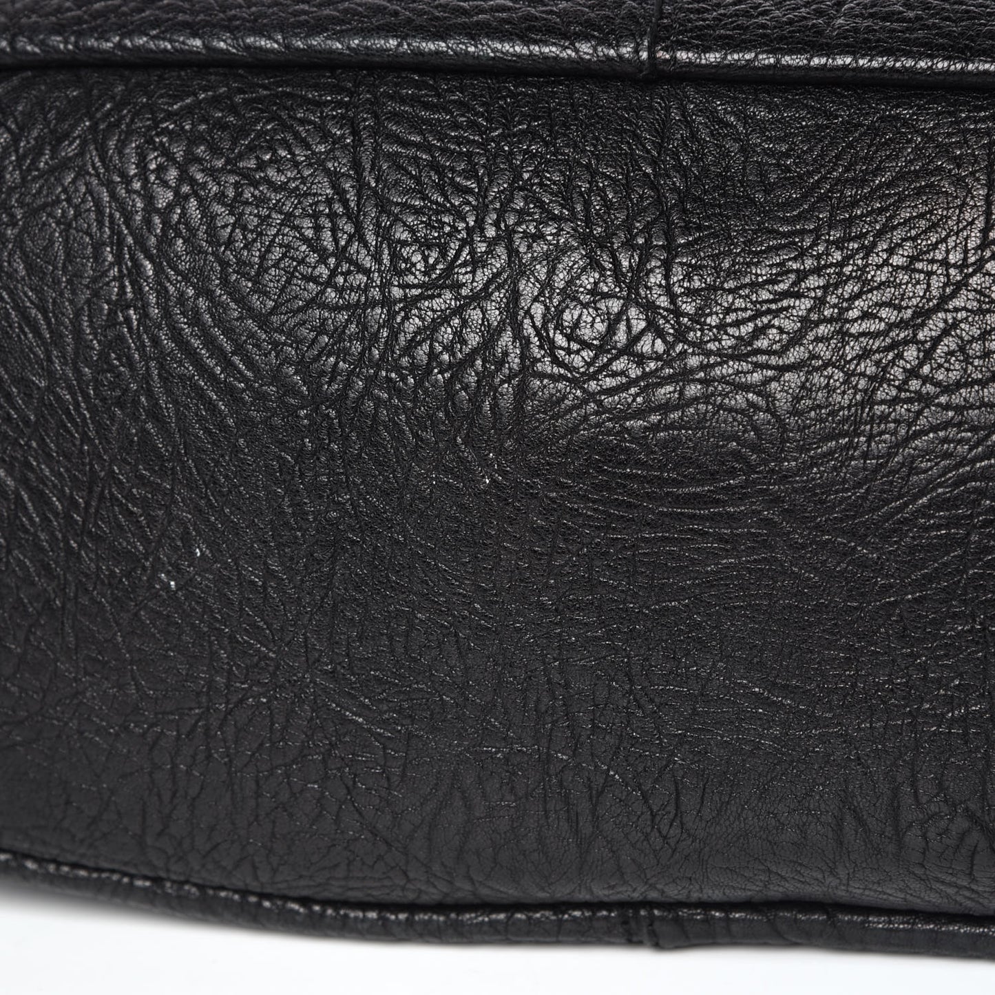 Pebbled Sheepskin Medium Nightingale Black