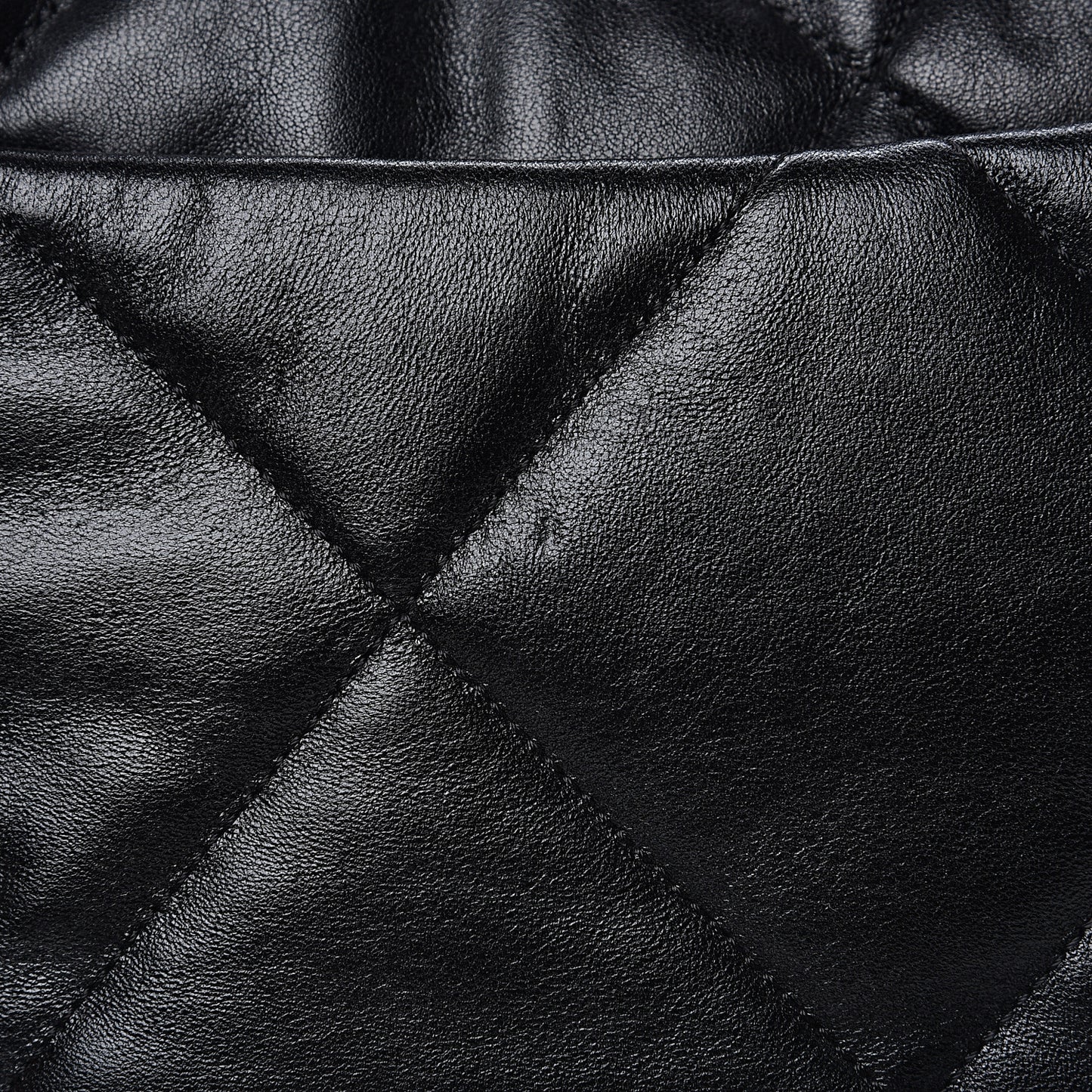 Lambskin Quilted Large 19 Flap Black