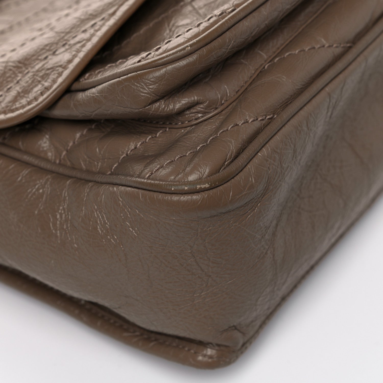 Saint Laurent Crinkled Calfskin Matelasse Monogram Medium Niki Chain Satchel Light Taupe 17 of 27
