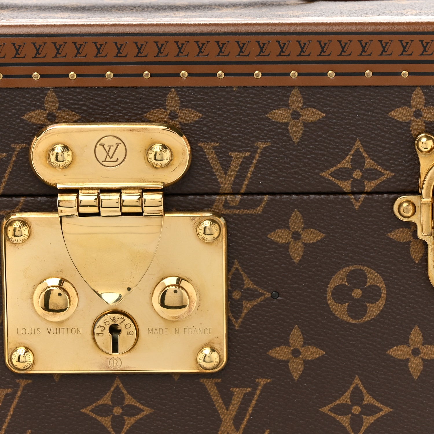 Louis Vuitton Monogram Boite Pharmacie Toiletry Case 12 of 17
