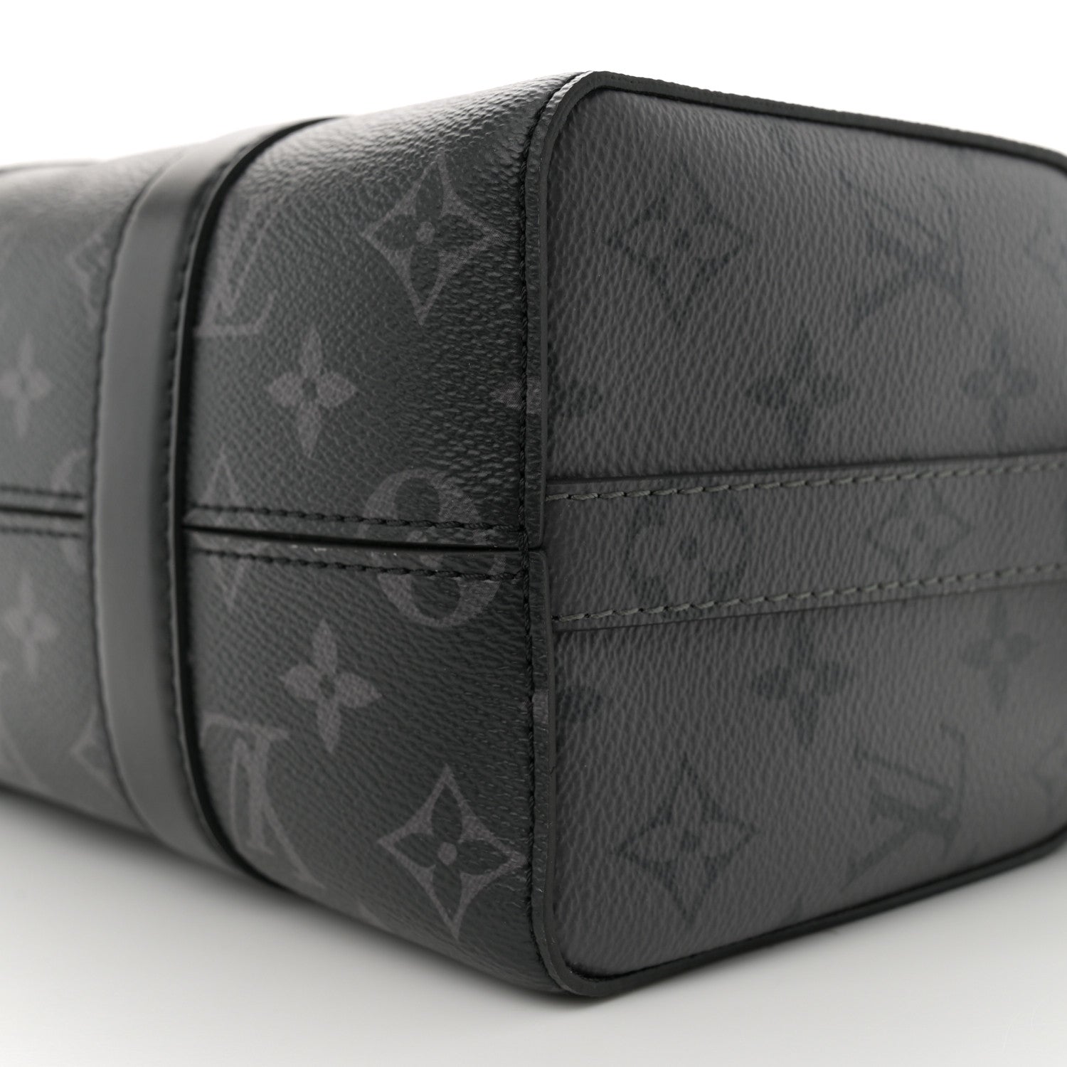 Louis Vuitton Reverse Monogram Eclipse City Keepall 8 of 9