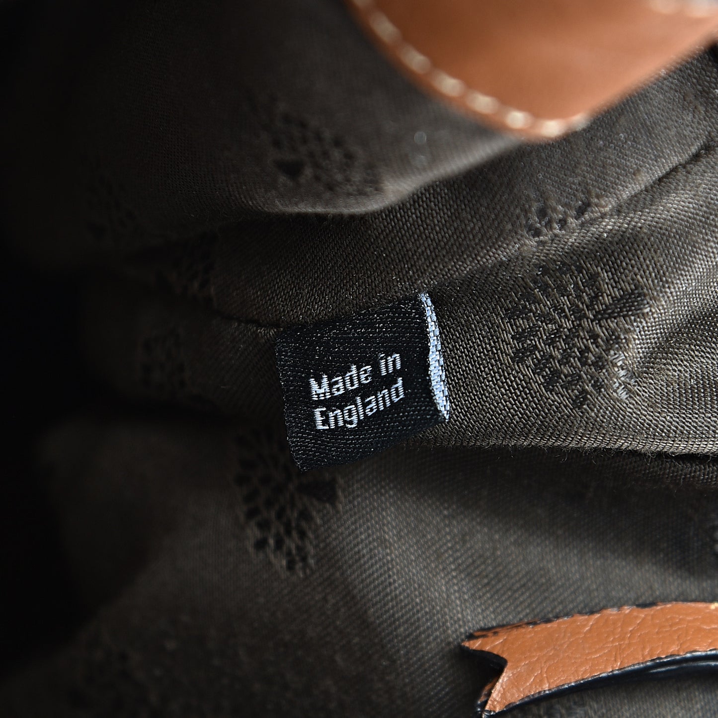 Soft Buffalo Oversized Alexa Oak