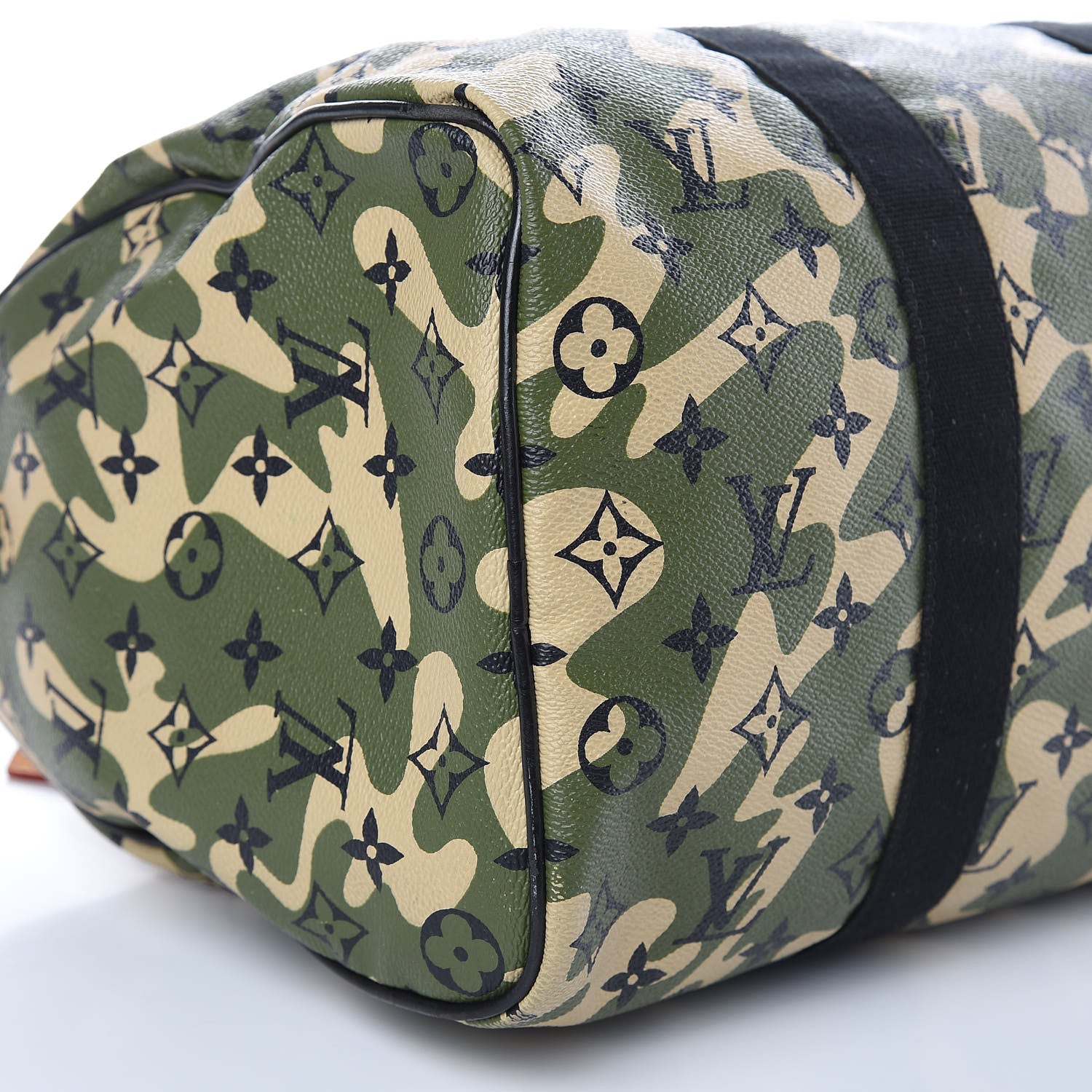 Louis Vuitton Monogramouflage Speedy 35 8 of 20