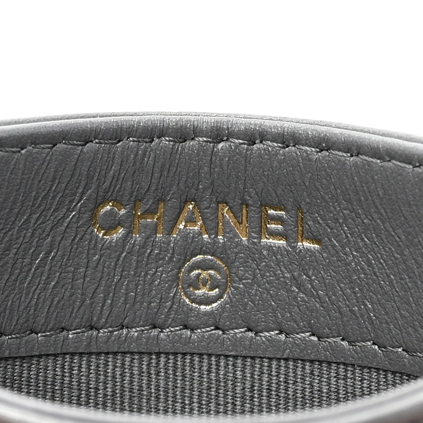 Lambskin Quilted Chanel 19 Card Holder Grey