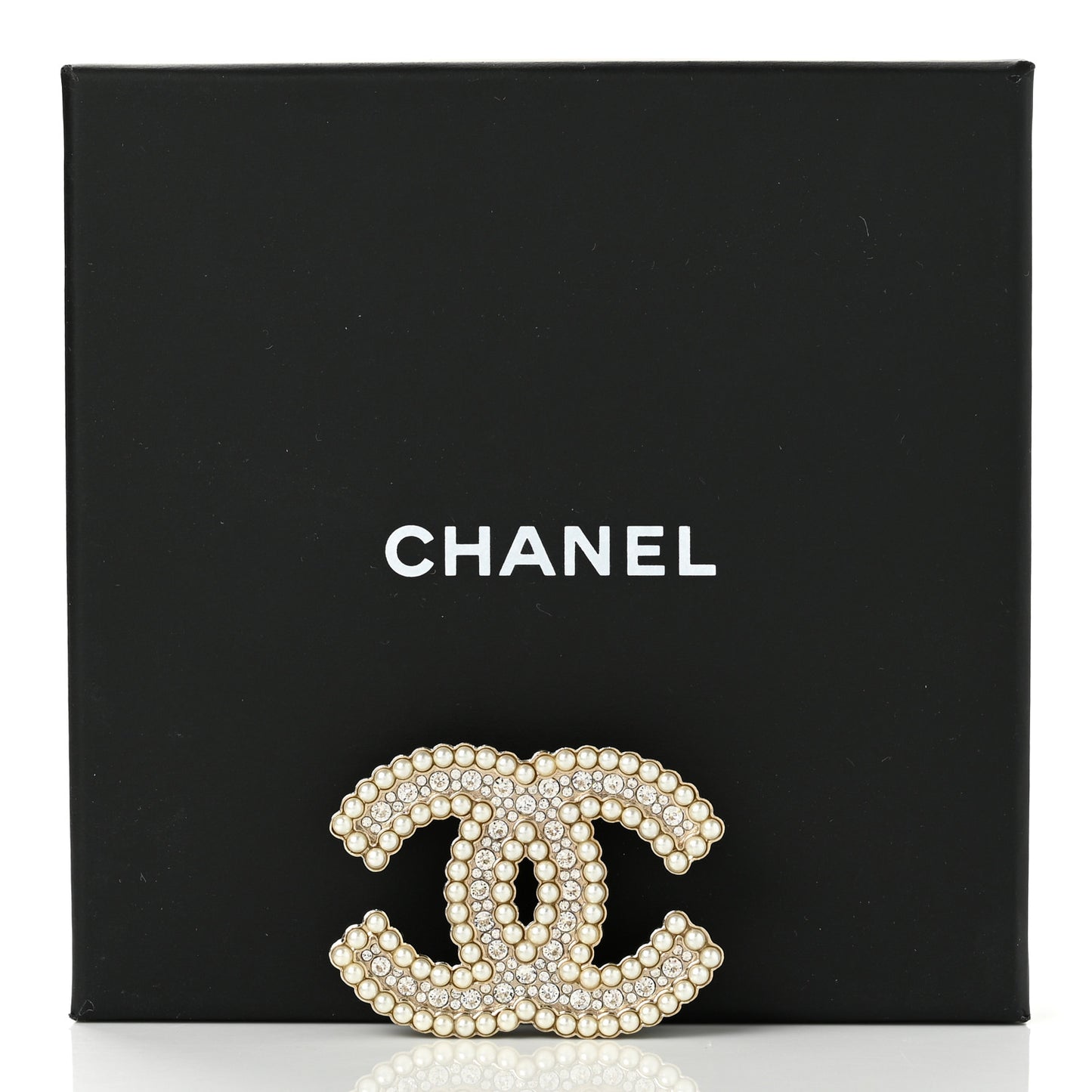 Pearl Crystal CC Brooch Gold