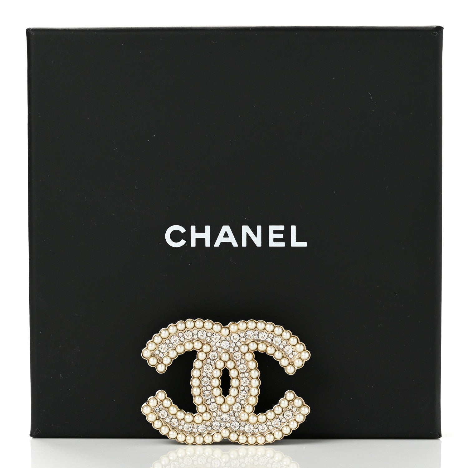 Chanel Pearl Crystal CC Brooch Gold 5 of 5