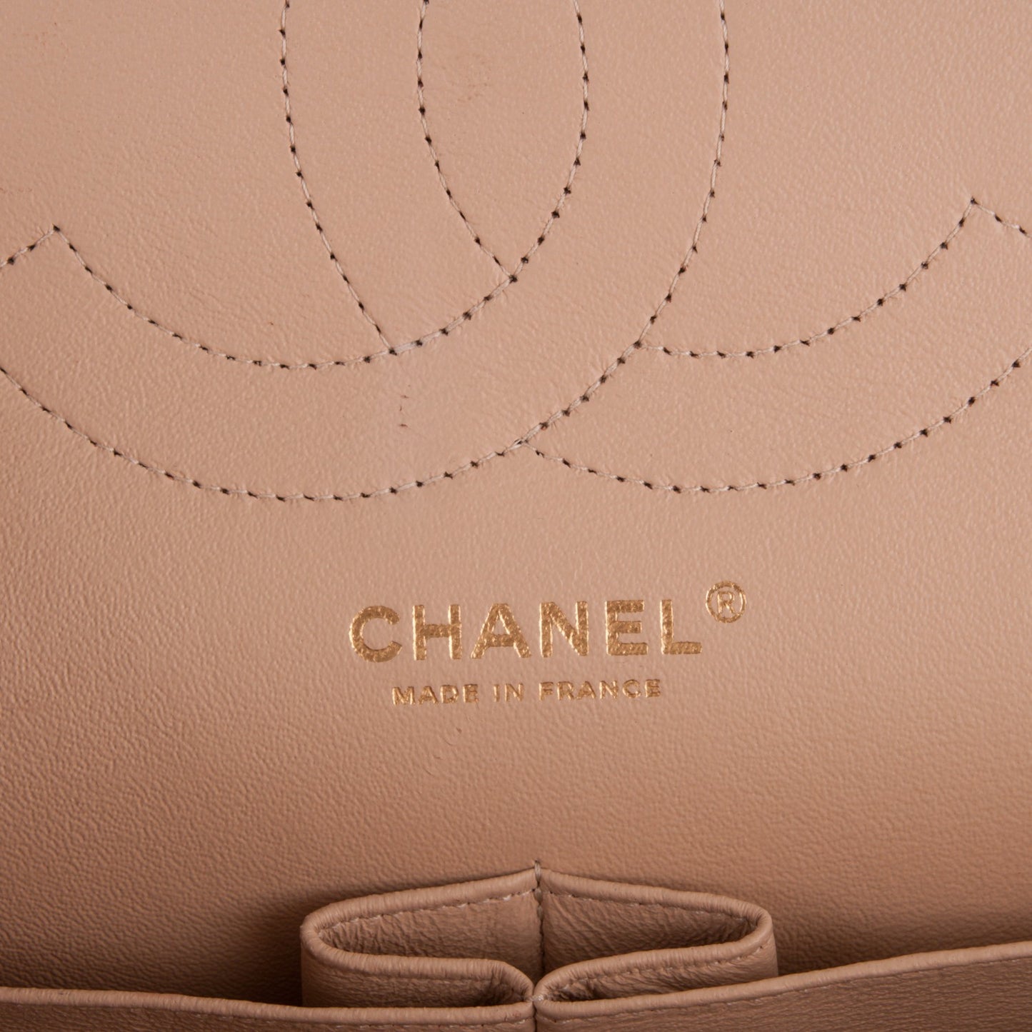 Caviar Quilted Jumbo Double Flap Beige Clair