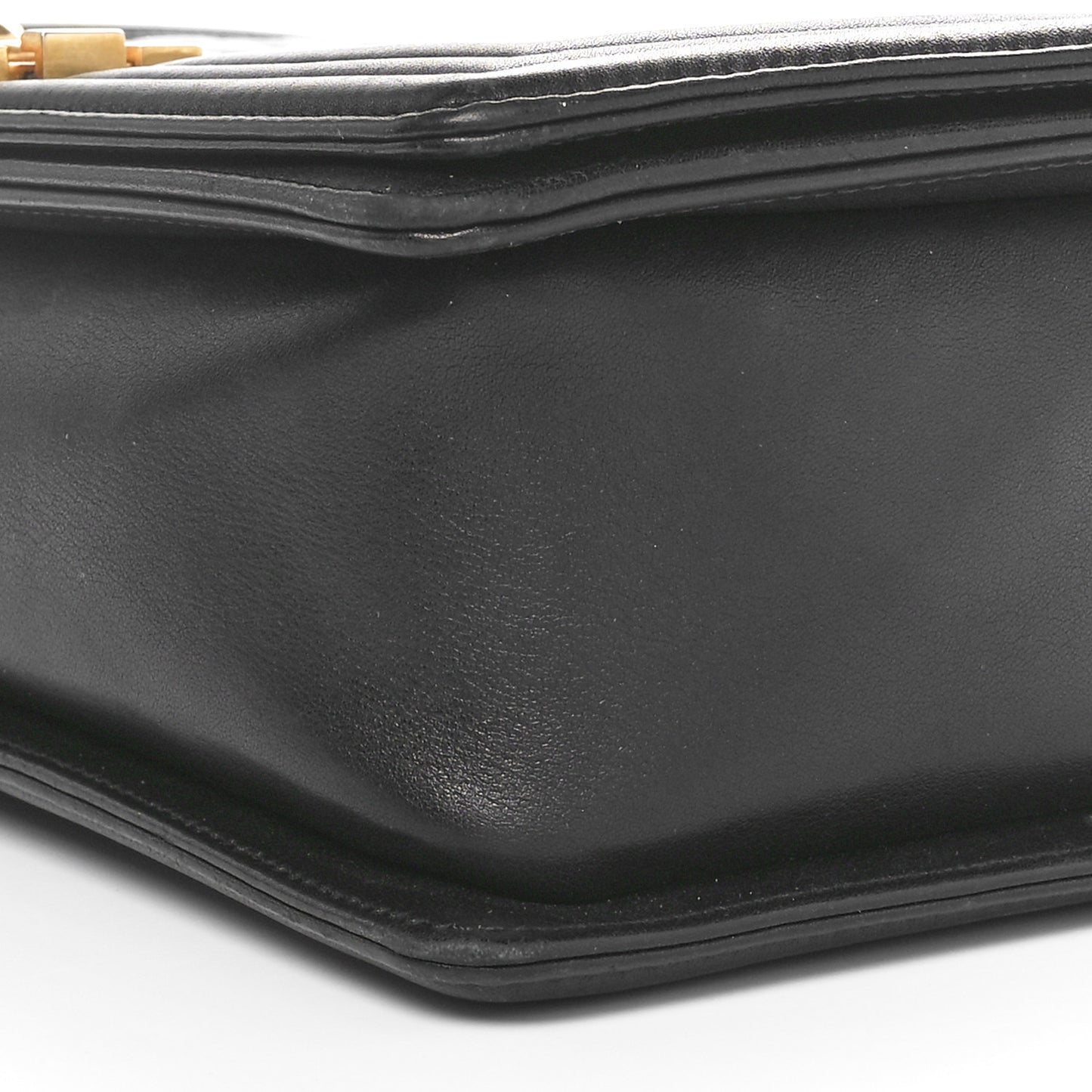 Lambskin Quilted Medium Boy Flap Black