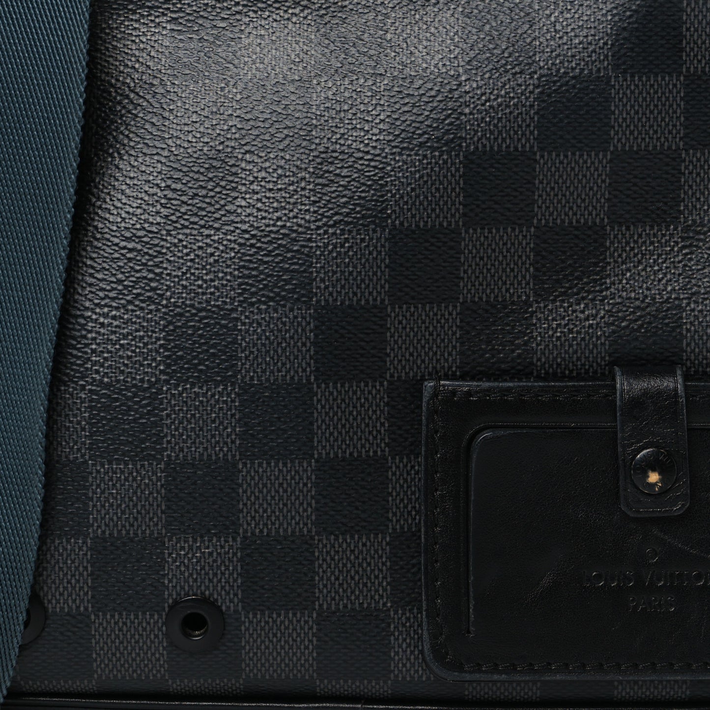 Damier Graphite Alpha Messenger Bag