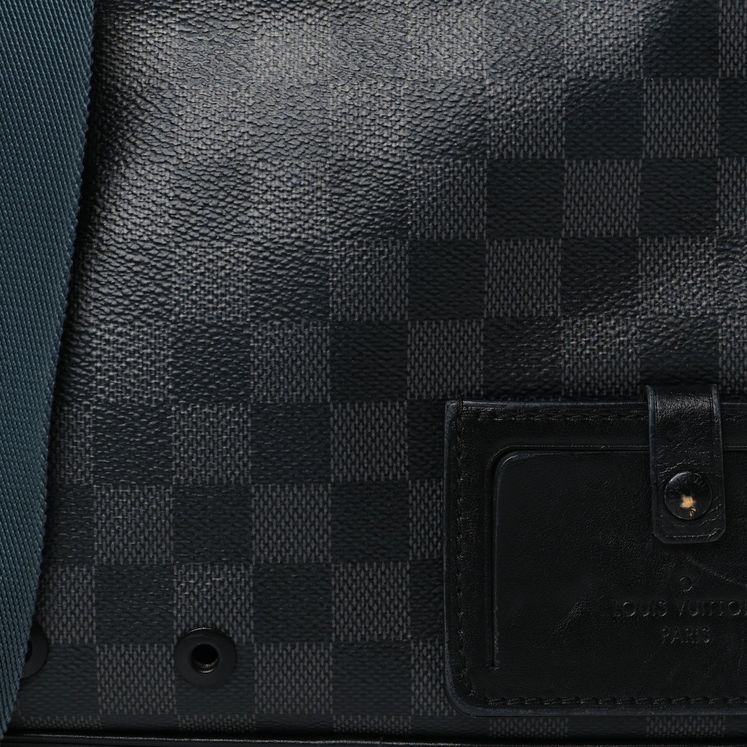 Louis Vuitton Damier Graphite Alpha Messenger Bag 7 of 13