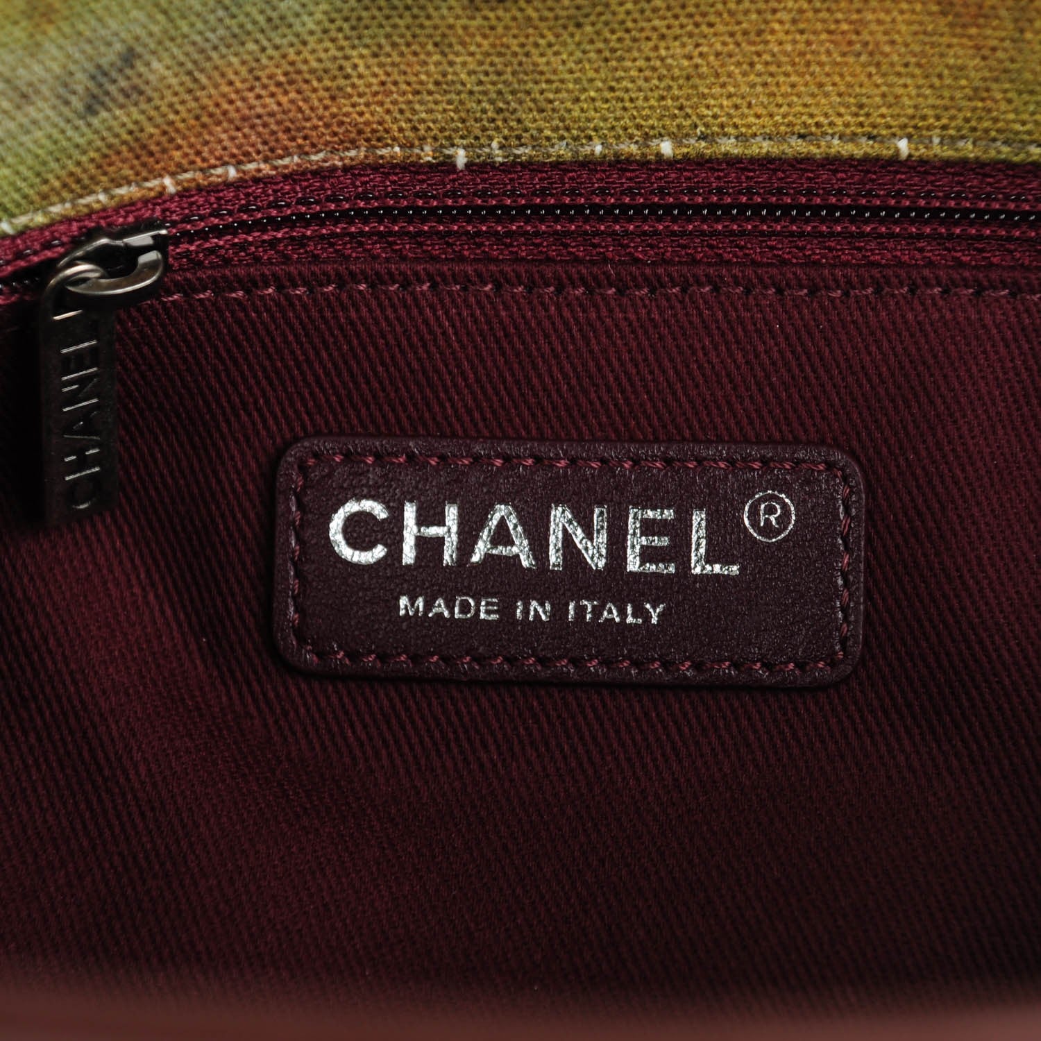 Chanel Washed Toile Graffiti On The Pavements Messenger Khaki Multicolor 6 of 7
