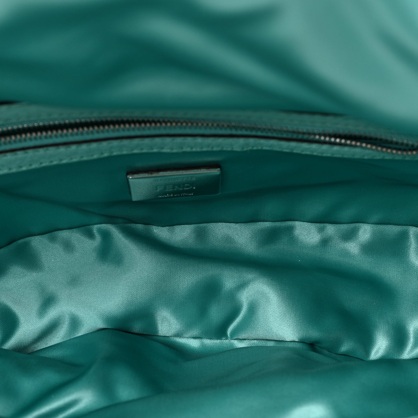 Econyl Cuoio Romano Multipocket Baguette Turquoise