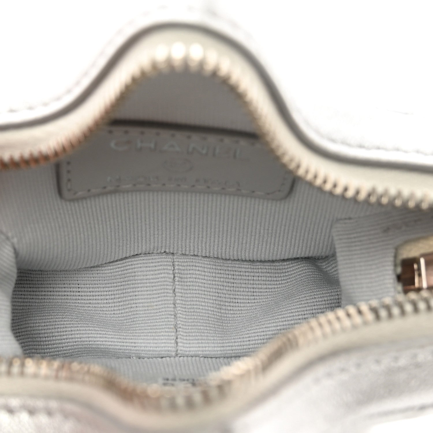 Chanel Metallic Calfskin Quilted Star Charm Silver 4 of 7