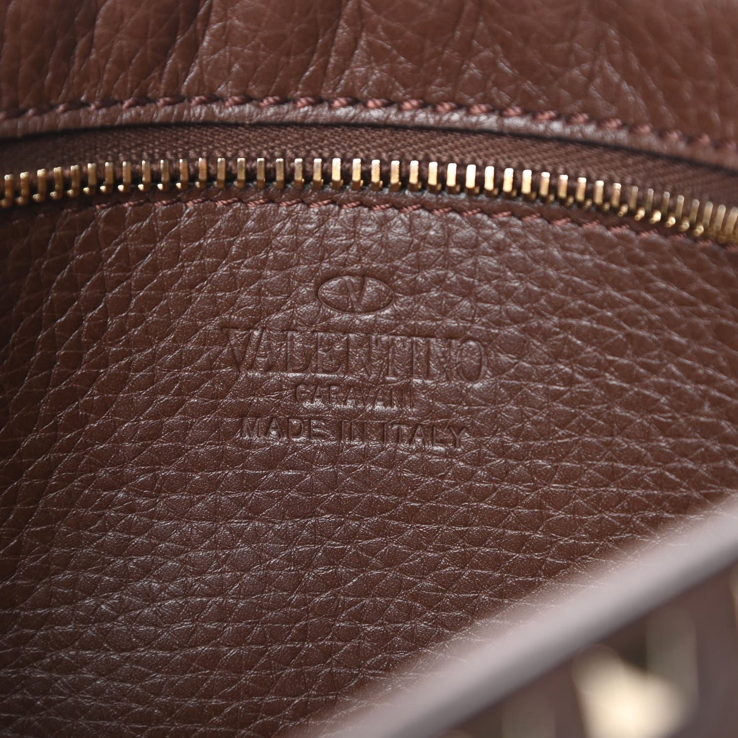 Pebbled Calfskin Rockstud Camera Crossbody Bag Cacao
