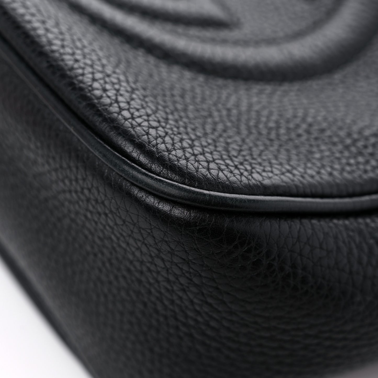 Pebbled Calfskin Small Soho Disco Bag Black