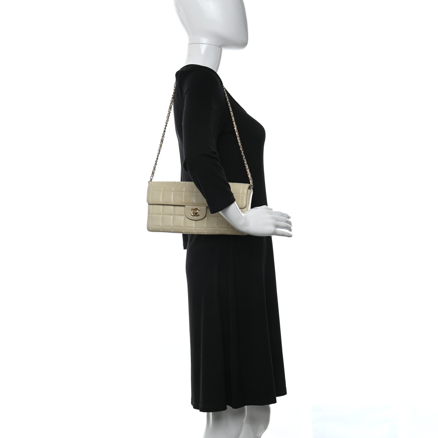 Chanel Lambskin East West Chocolate Bar Flap Ivory 2 of 17