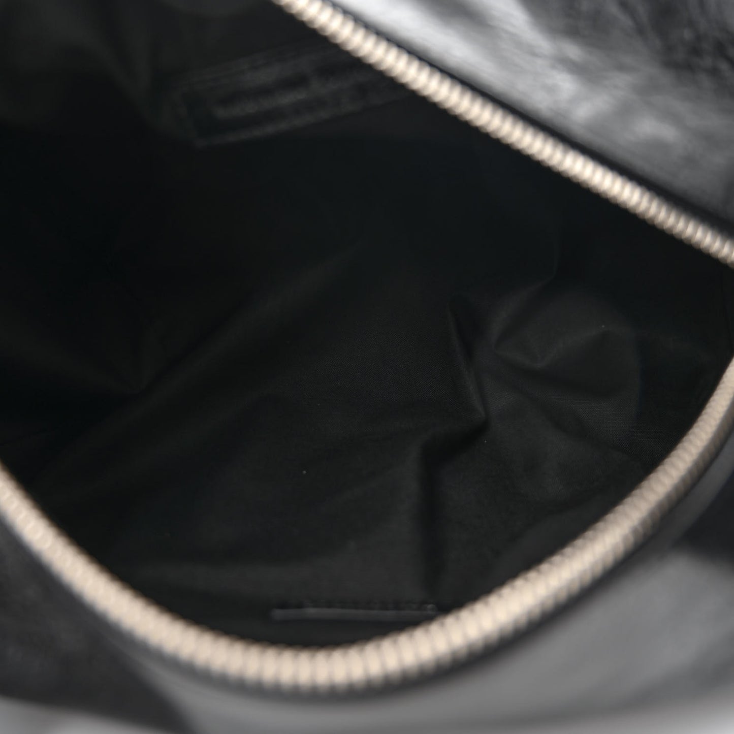 Agneau Arena Men's Superbusy Small Sling Zip Shoulder Bag Black