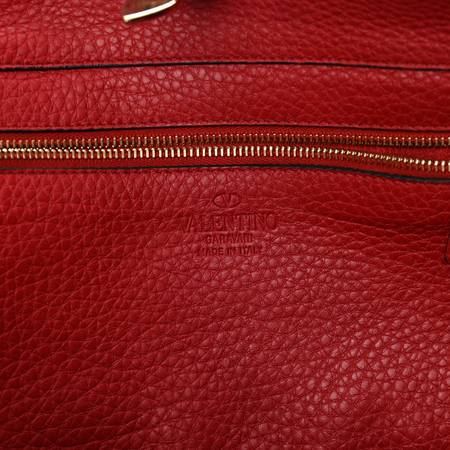 Valentino Garavani Pebbled Calfskin Medium Rockstud Tote Red 5 of 8