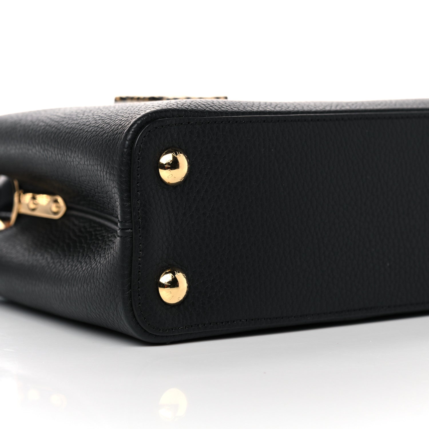 Louis Vuitton Taurillon Capucines Leopard BB Black 7 of 9