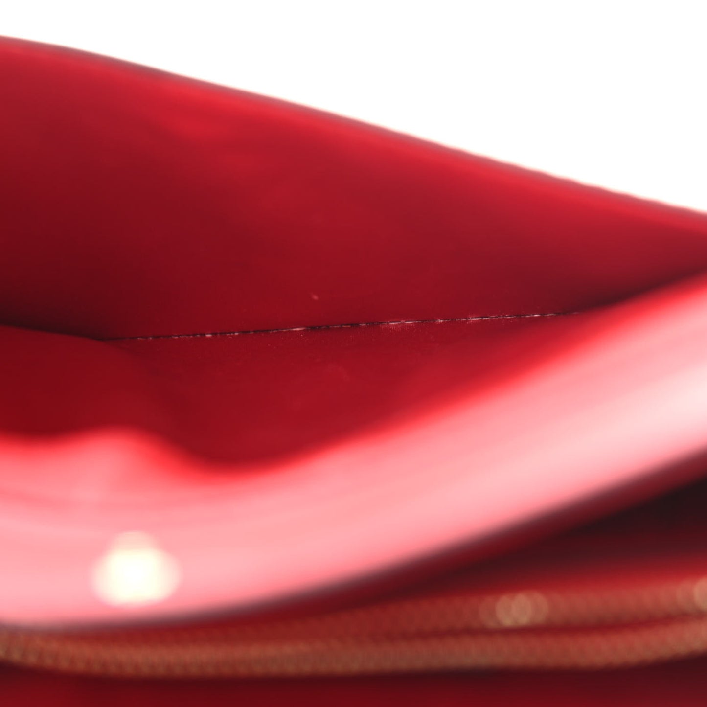 Calfskin VLogo Inlay Chain Pouch Rouge Pur White