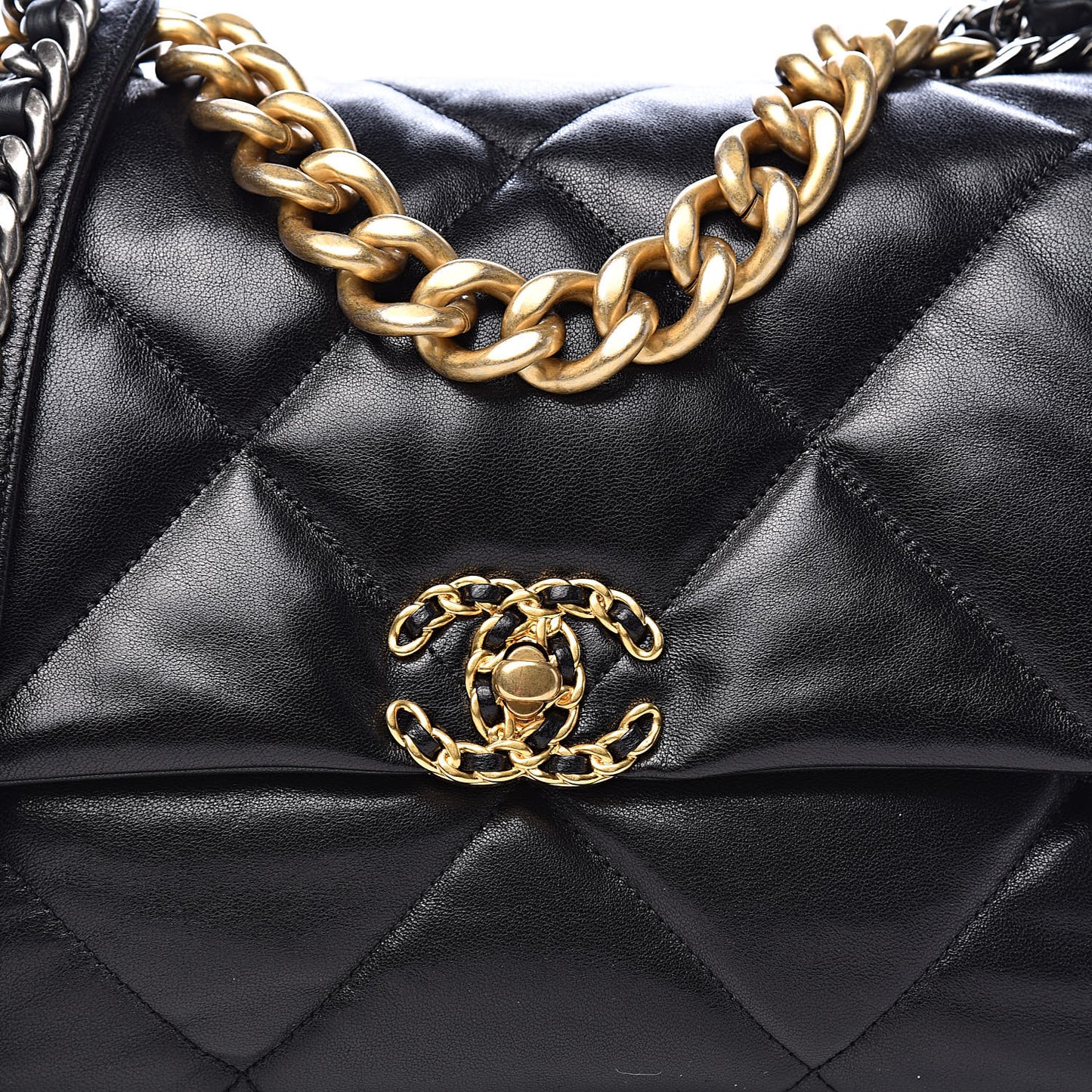 Lambskin Quilted Large 19 Flap Black
